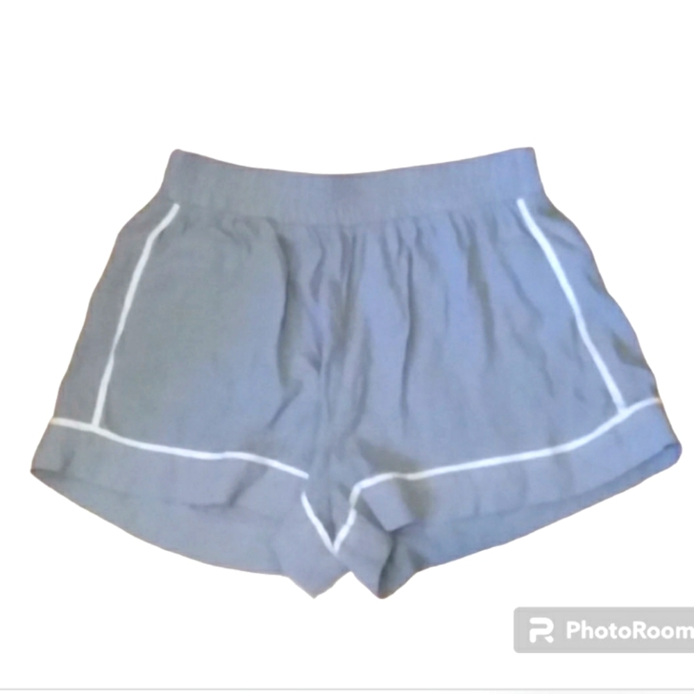 FOREVER 21 Ladies Summery Shorts